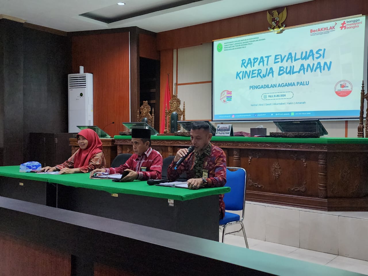 180724 rapat evaluasi kinerja 02